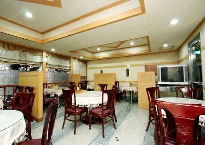 Rainbow Hotel Seoul