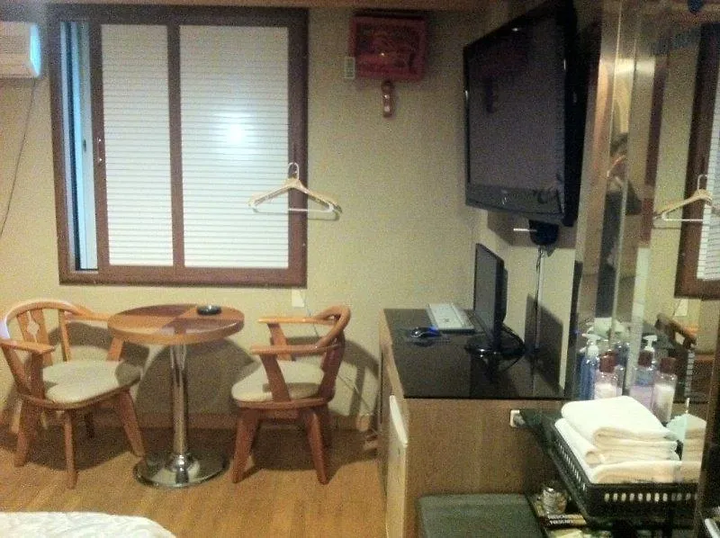 Rainbow Hotel Seoul