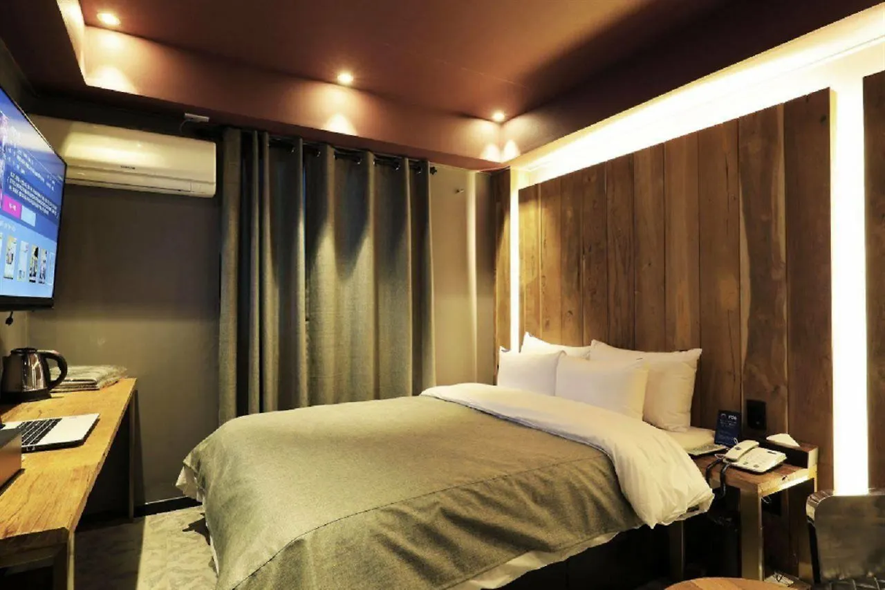 Rainbow Hotel Seoul